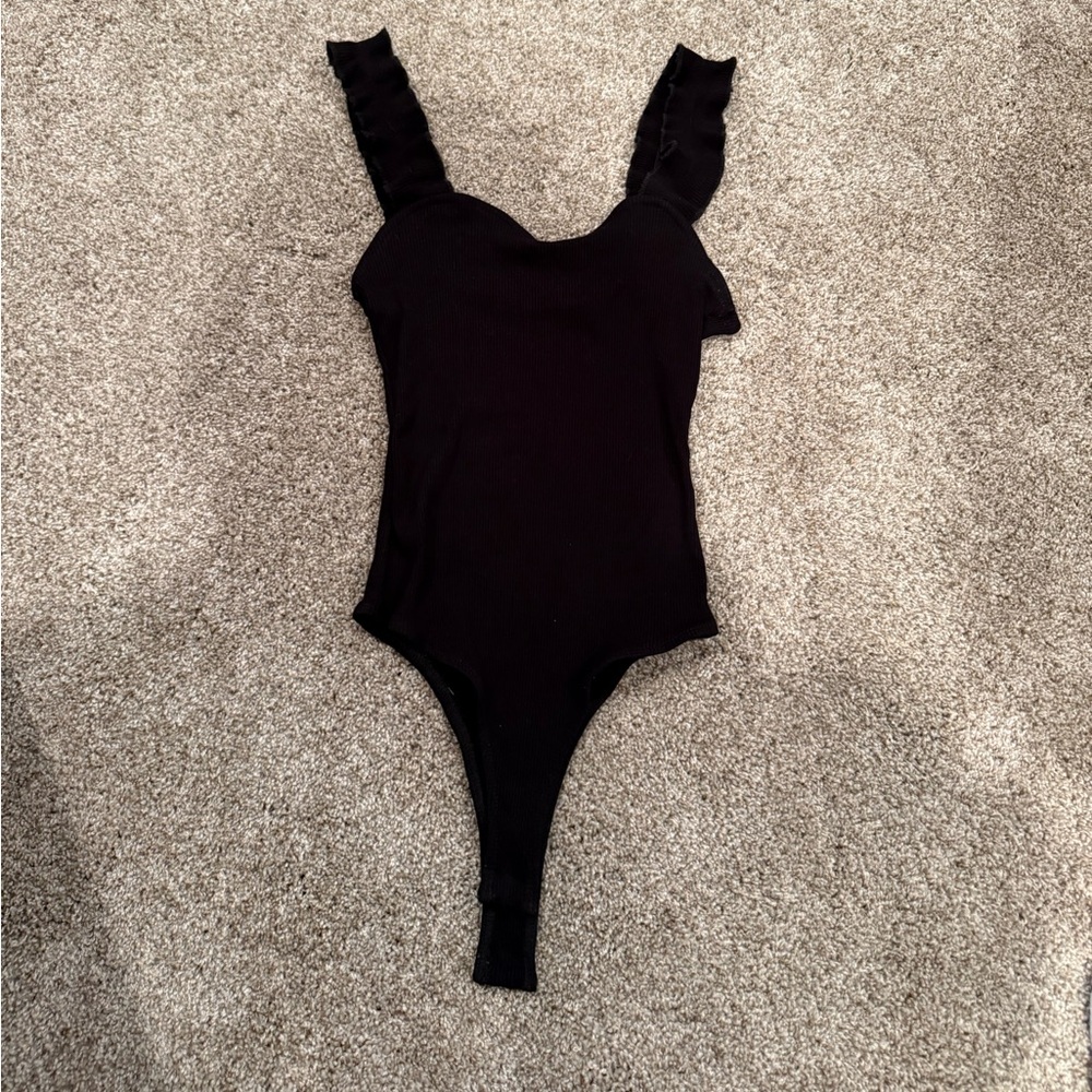Alya Black Ribbed Bodysuit with Ruffle Detail